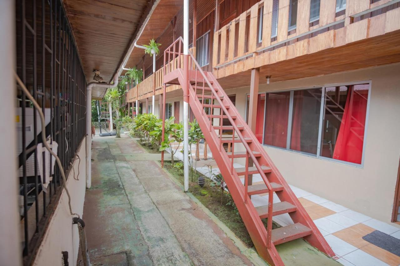 Rio Danta Hostel *